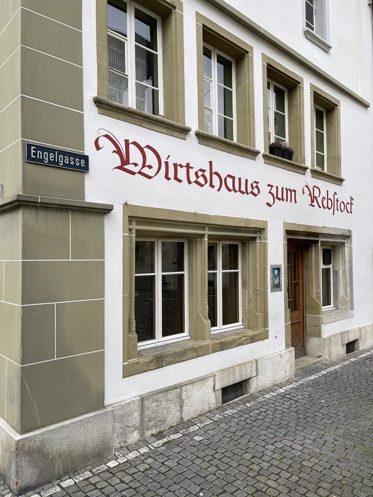 Rebstock Zofingen - SCHILLA Bodenbelags AG in Trimbach - Wir leben Boden!