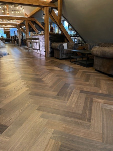 Umbau Dachstock Däniken - SCHILLA Bodenbelags AG in Trimbach - Wir leben Boden! 3